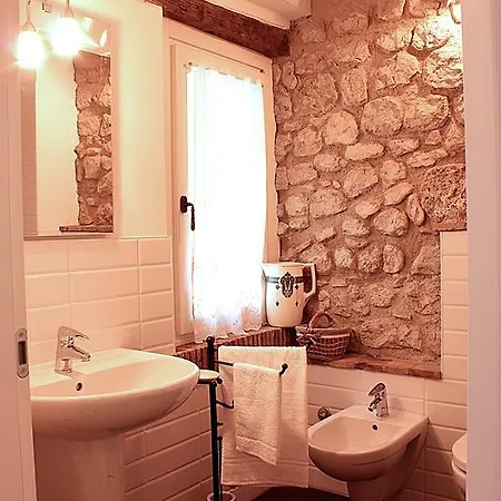Apartment Diffuso Ca' Bianca